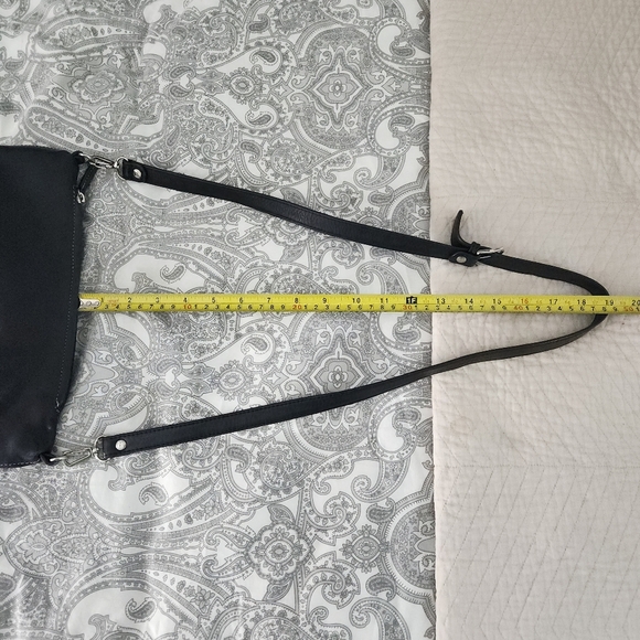 TIGNANELLO Black Leather Crossbody Bag made in Italy - Picture 14 of 14